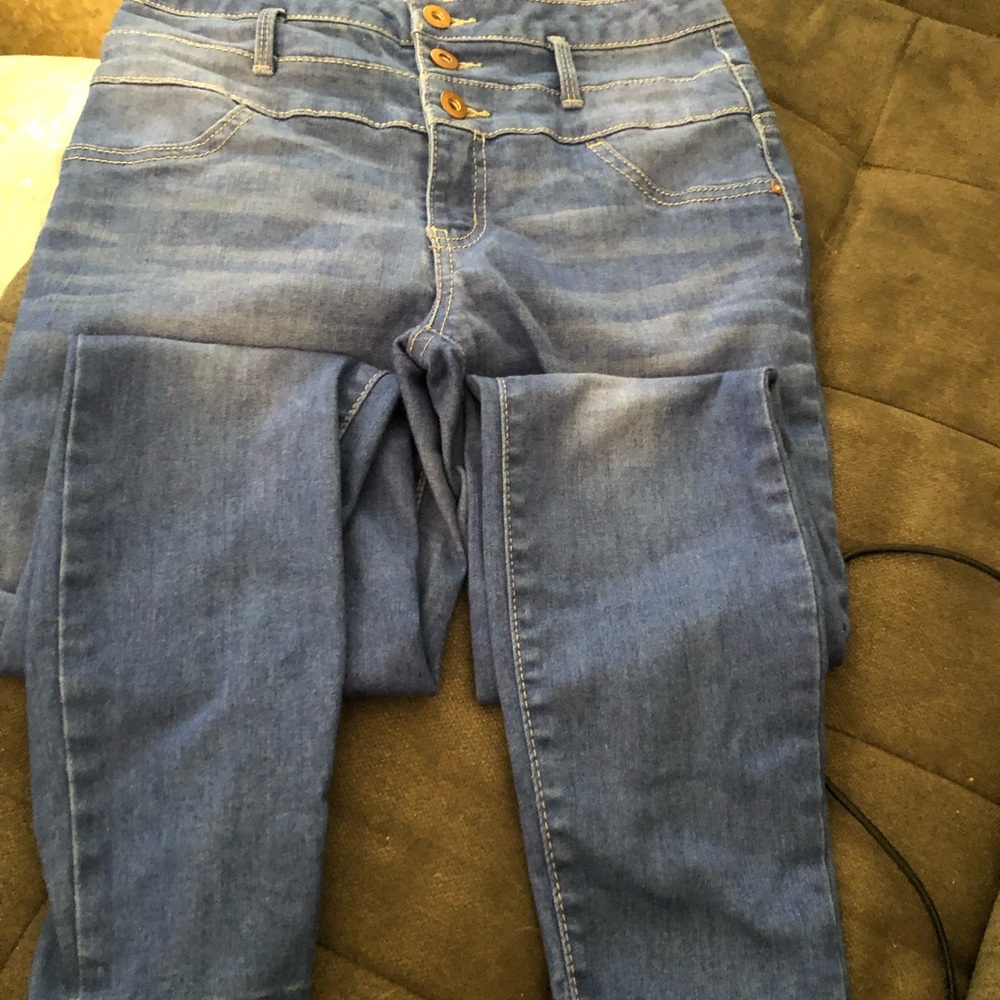 Women’s High Waisted Jeans